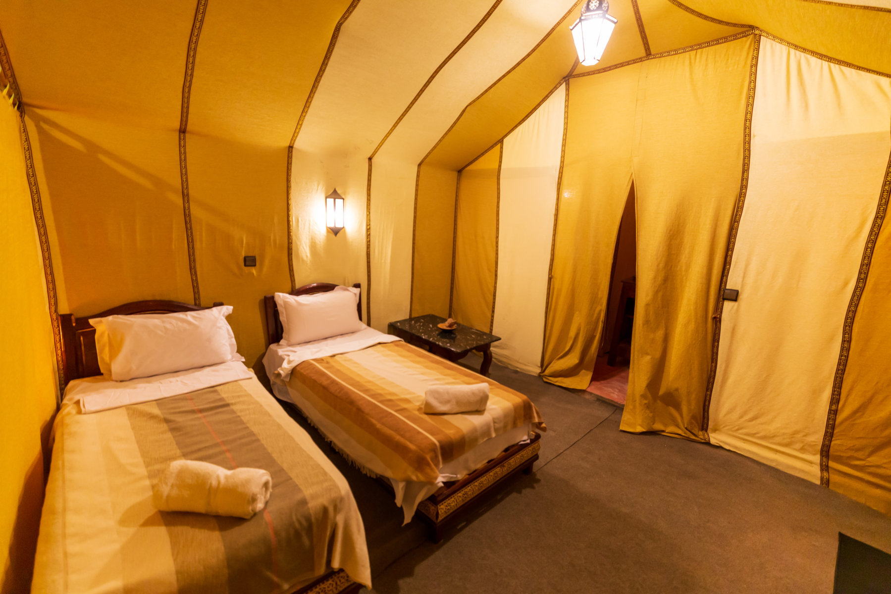 twin-luxury-tents
